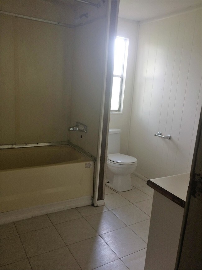 Building Photo - 4872 Pine Breeze Ct