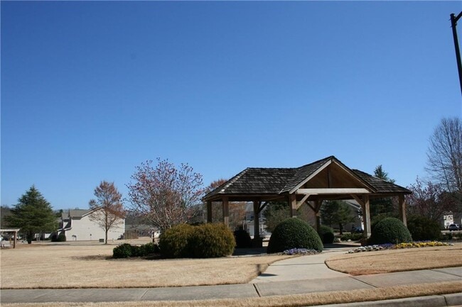 Building Photo - 609 Oakside Pl