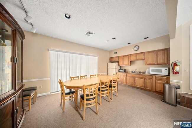 Building Photo - 446 Poets Way