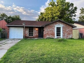 Building Photo - 4006 Heatherbrook Dr