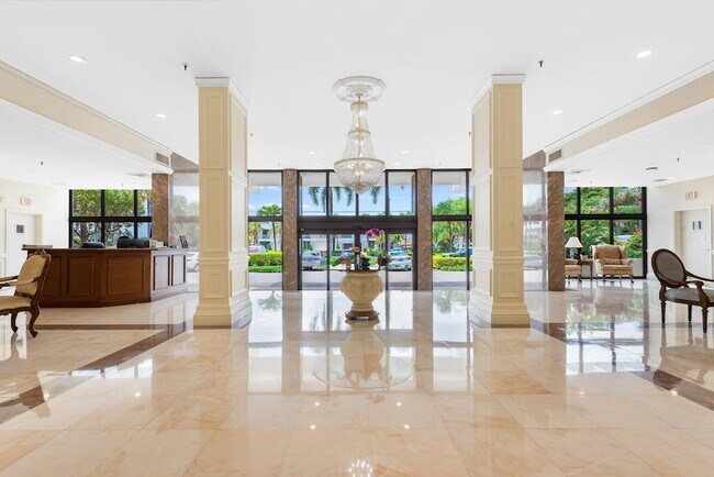 Building Photo - 2917 S Ocean Blvd
