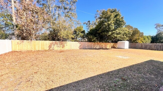 Building Photo - Charming 2-Bed Retreat in the Heart of Mount Dora! PRIME LOCATION! DONT MISS OUT!