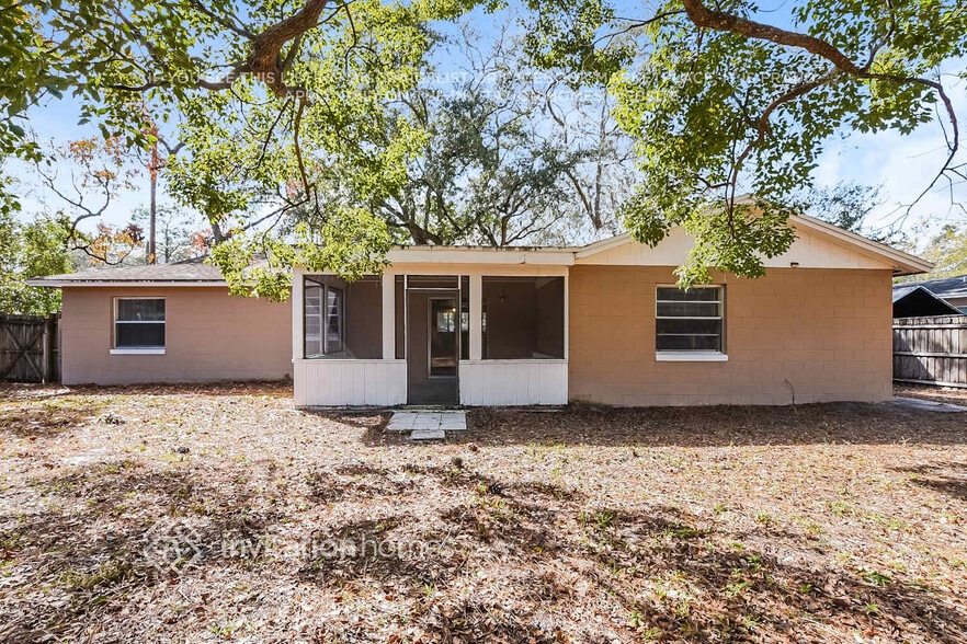 Building Photo - 100 Laguna Ct