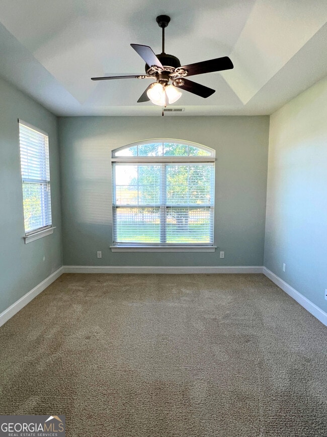 Building Photo - 129 Oarsman Crossing