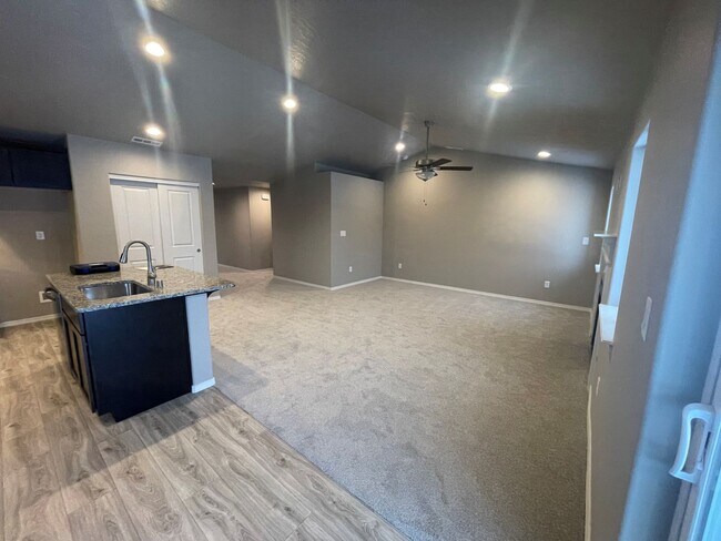 Building Photo - West Valley Home with Underground Sprinkle...