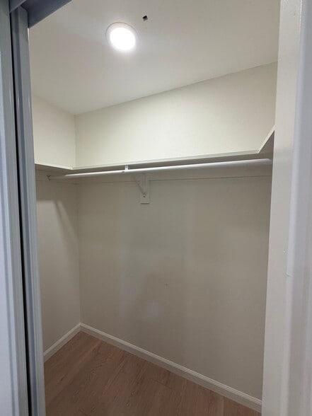 Building Photo - 10896 Worthing Ave