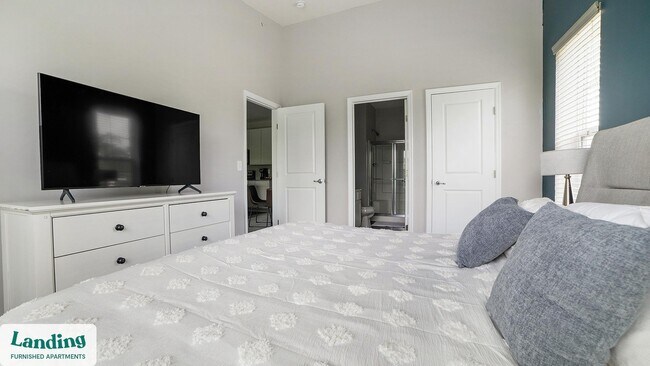 Building Photo - 4664 Kenny Rd