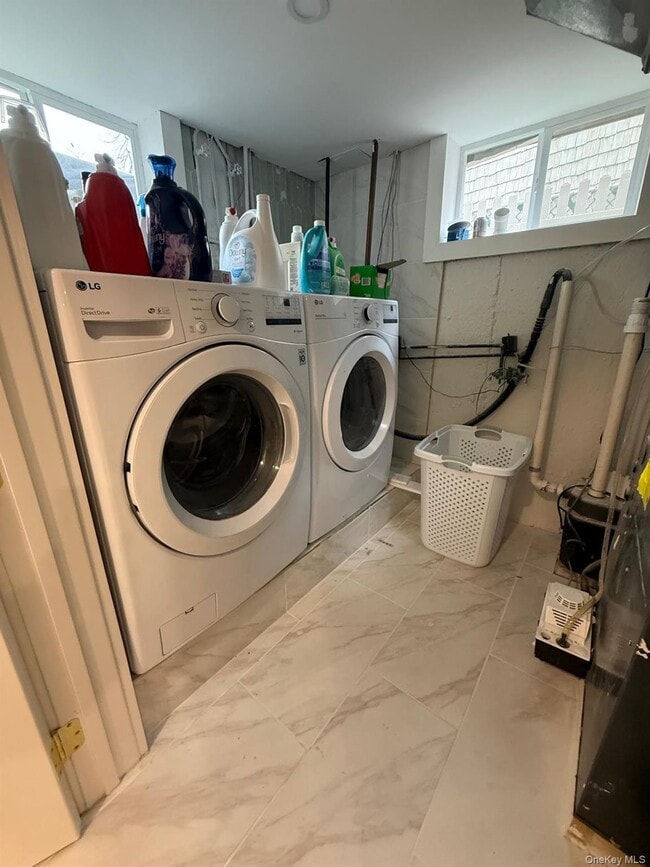 Building Photo - 23 Geoffrey Ln