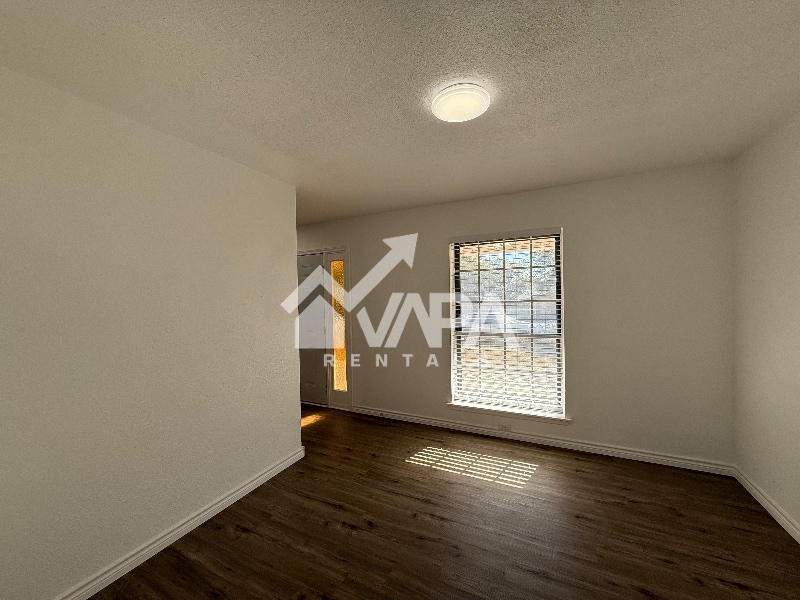 Building Photo - 6715 Buckley