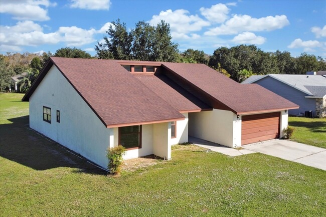 Building Photo - 905 Mendoza Ln