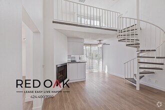 Building Photo - 8430 Cedros Ave