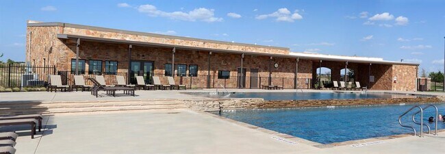 Building Photo - 2012 Santa barbara Ct