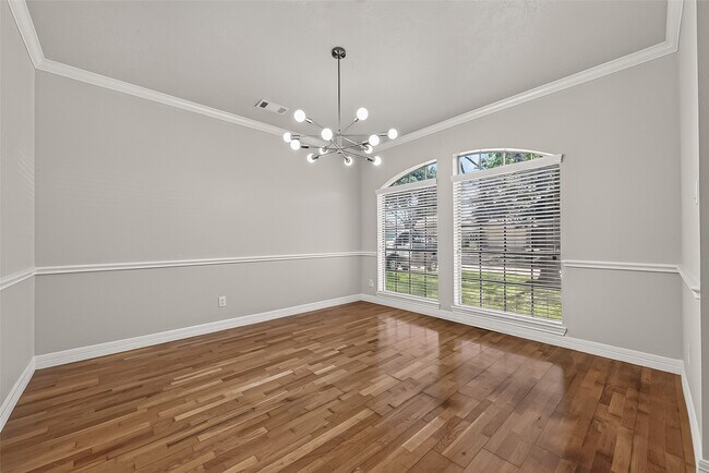 Building Photo - 1522 Brook Grove Dr