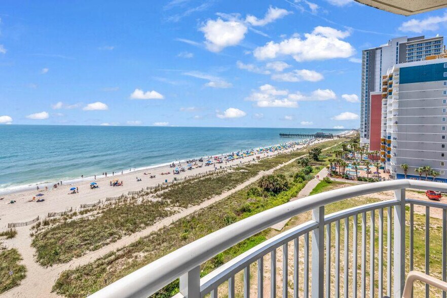 Building Photo - 1708 N Ocean Blvd