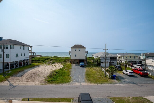 Building Photo - PLAN AND SECURE YOUR WINTER GETAWAY NOW, WHILE YOU HAVE THE BEST SELECTION