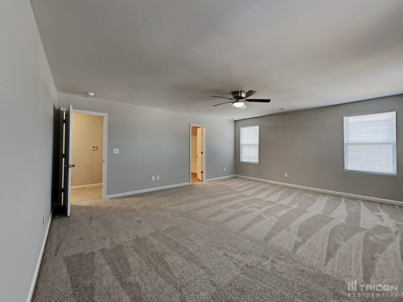 Building Photo - 678 Scarlet Leaf Ln.