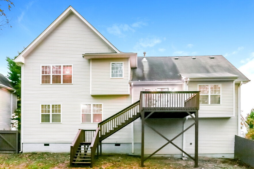 Building Photo - 5980 Tate Dr