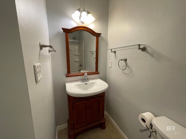 Building Photo - 353 S School St