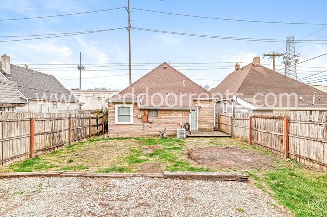 Building Photo - Charming 2-Bedroom Home in Fountain Square