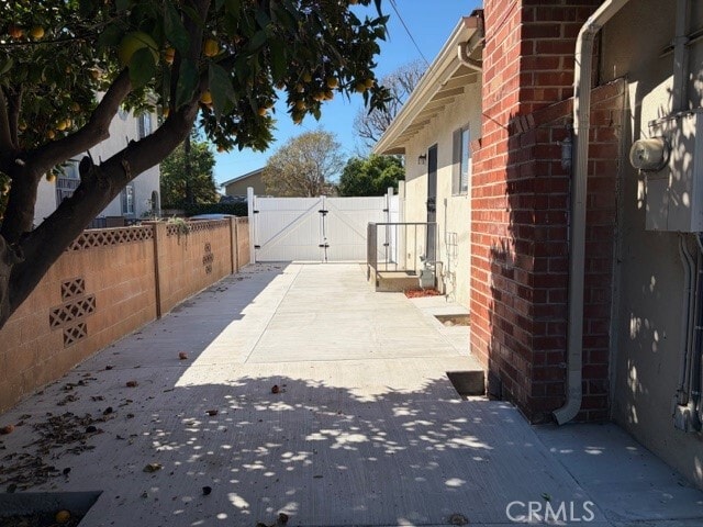 Building Photo - 5032 Fiesta Ave