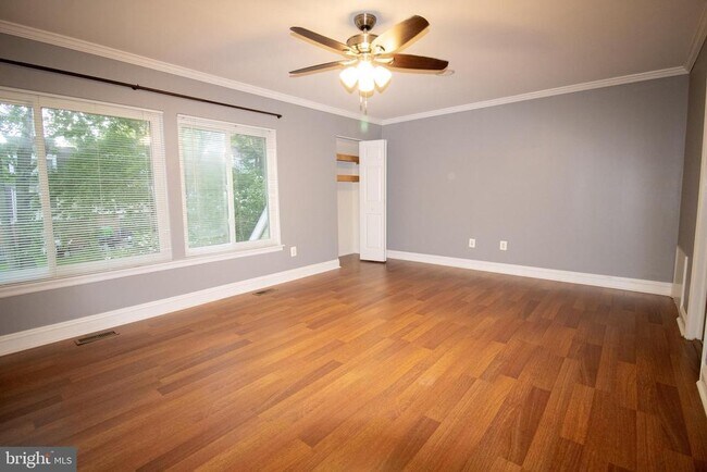 Building Photo - 1127 Thackary Ct