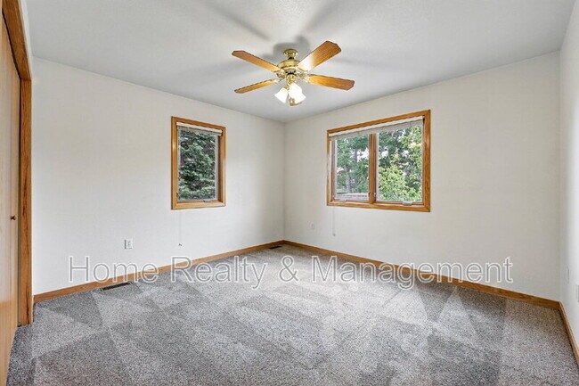 Building Photo - 2513 Egbert St