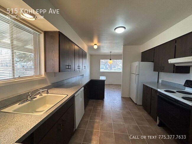 Building Photo - 515 Kohlepp Ave