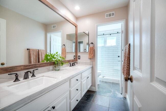 Building Photo - 1856 Sienna Canyon Dr