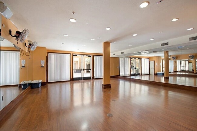 Building Photo - 4155 Executive Dr
