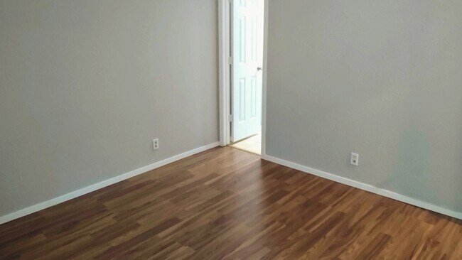 Master Bedroom - 6308 Green Top Dr
