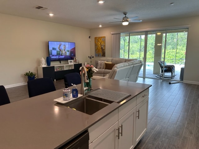 Building Photo - 521 Brunswick Dr