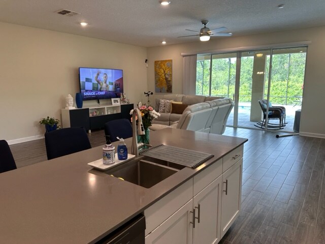 Building Photo - 521 Brunswick Dr