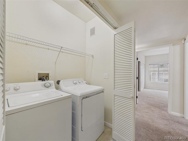 Building Photo - 9961 E Idaho Cir