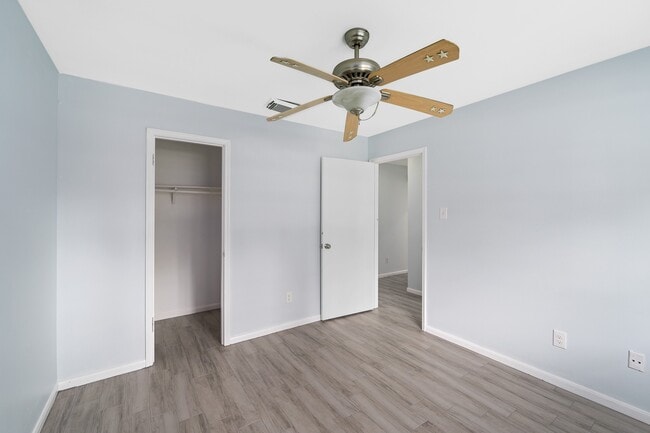 Building Photo - 10623 Wickersham Ln