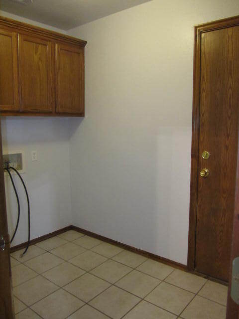 Building Photo - 13329 Mayberry Pl