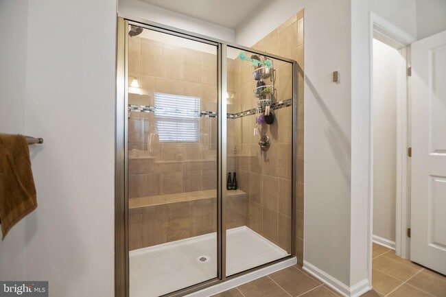 Building Photo - 7843 Otterbein Way