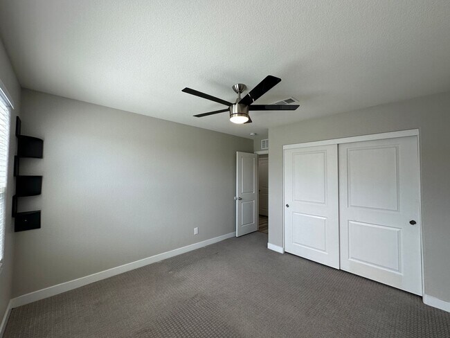 Building Photo - 7758 Meng Ct