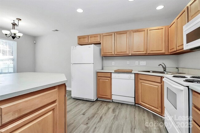 Building Photo - 11164 Saintsbury Pl