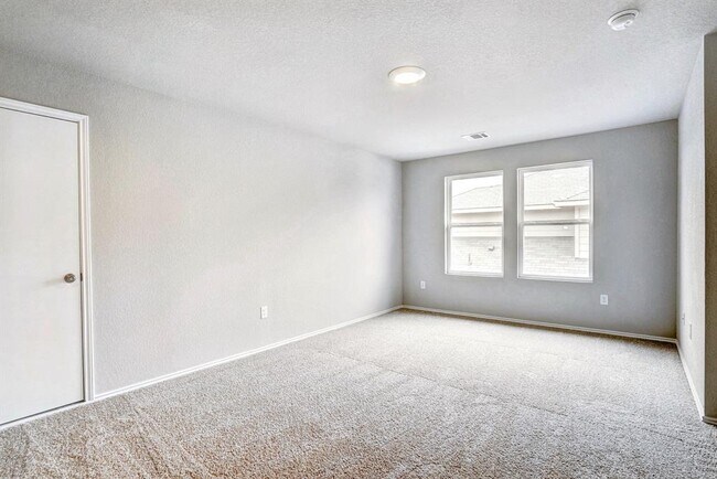 Building Photo - 5905 Brocade Dr