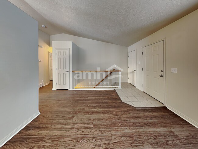 Building Photo - 6301 W Liza Ln