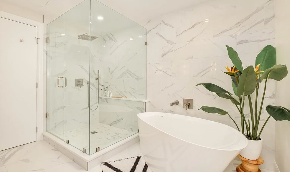 Building Photo - 1590 Little Raven St