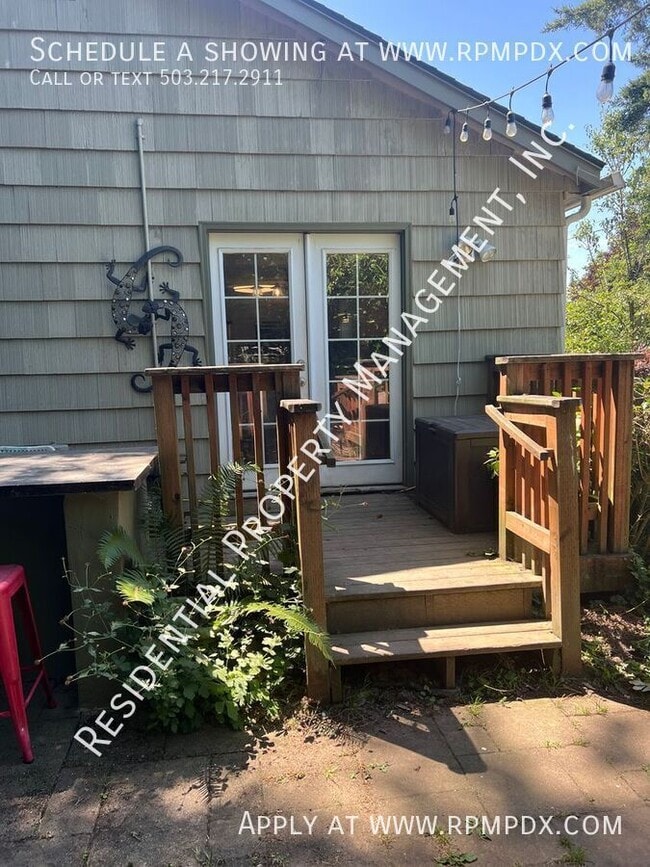 Building Photo - 4512 SW Fairvale Ct