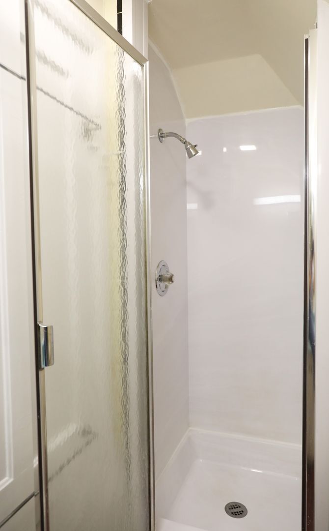 Building Photo - 42 N Prospect St