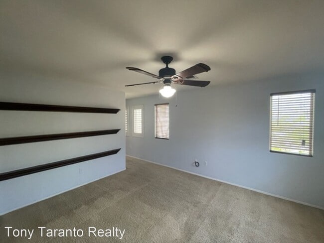 Building Photo - 5 br, 3.5 bath House - 5869 Baroque Gold C...