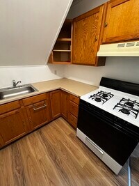 Building Photo - 11 Harmony St