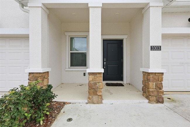 Building Photo - 3303 Laurent Lp