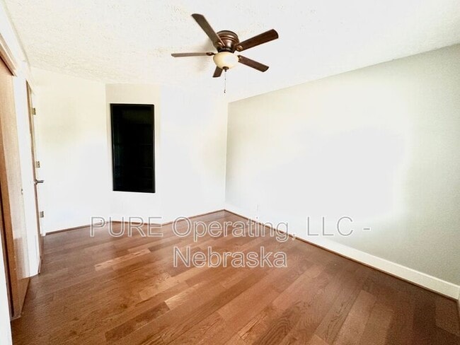 Building Photo - 8108 S 152nd Ave