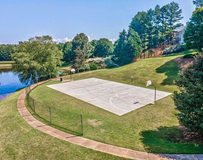 Building Photo - 2616 Myrtlewood Ln NW