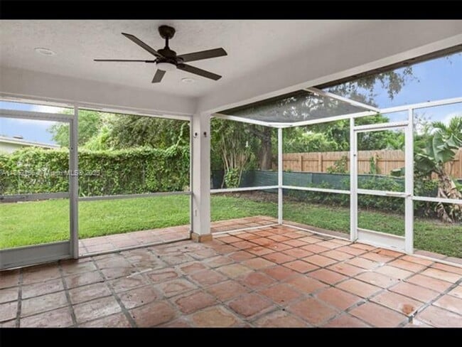 Building Photo - 5191 SW 67th Ave