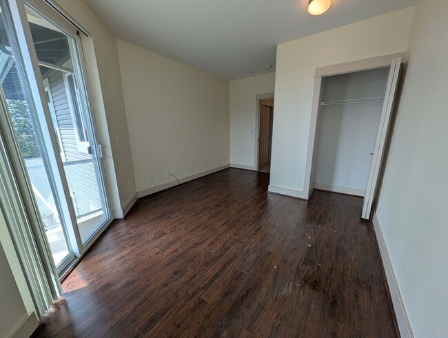 Building Photo - 1416 Lindsay Loop